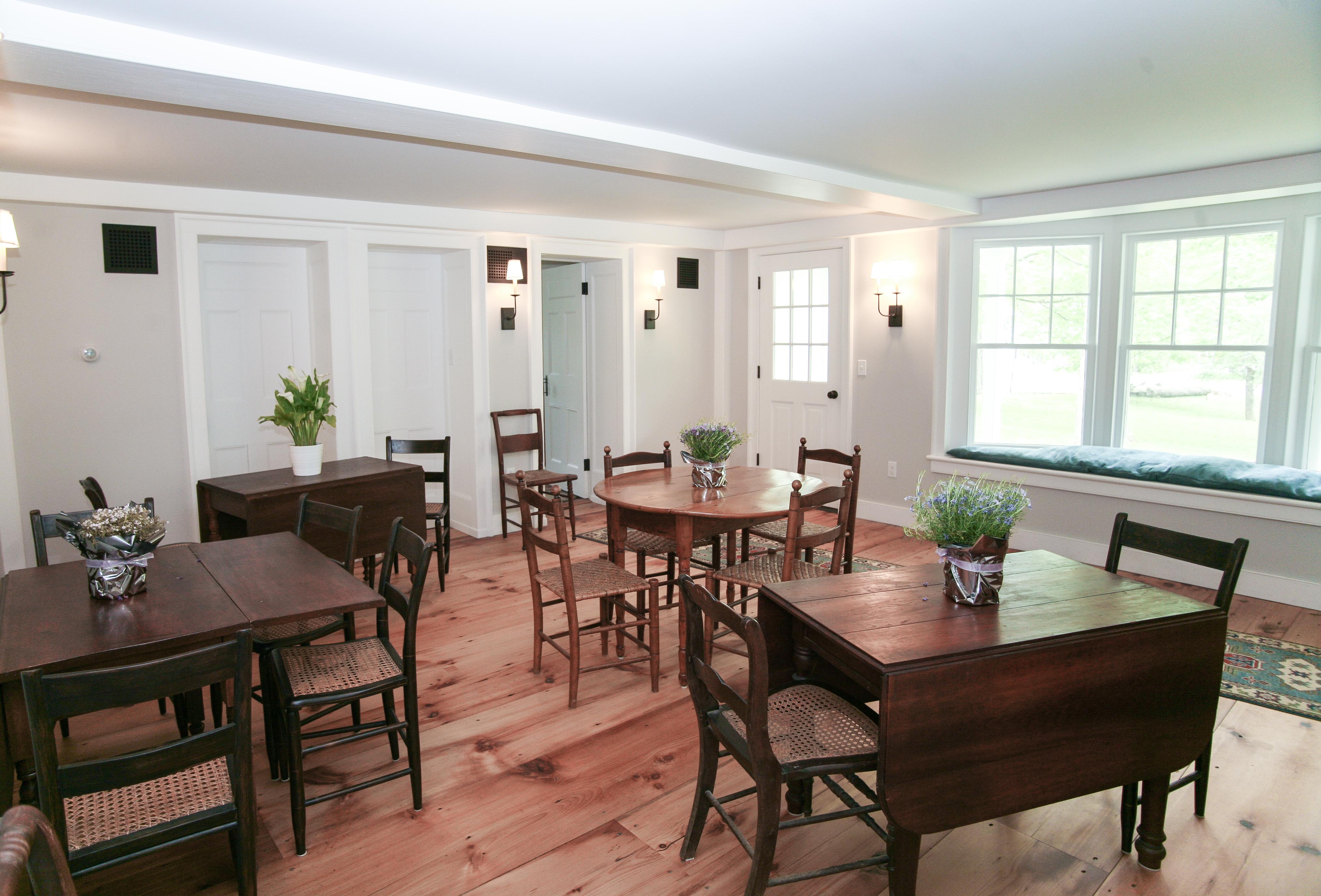 Breakfast Room at New Concord B&B